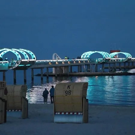 Meerglueck Mit Balkon Und Sauna - 300 M Vom Entfernt Lejlighed Kellenhusen